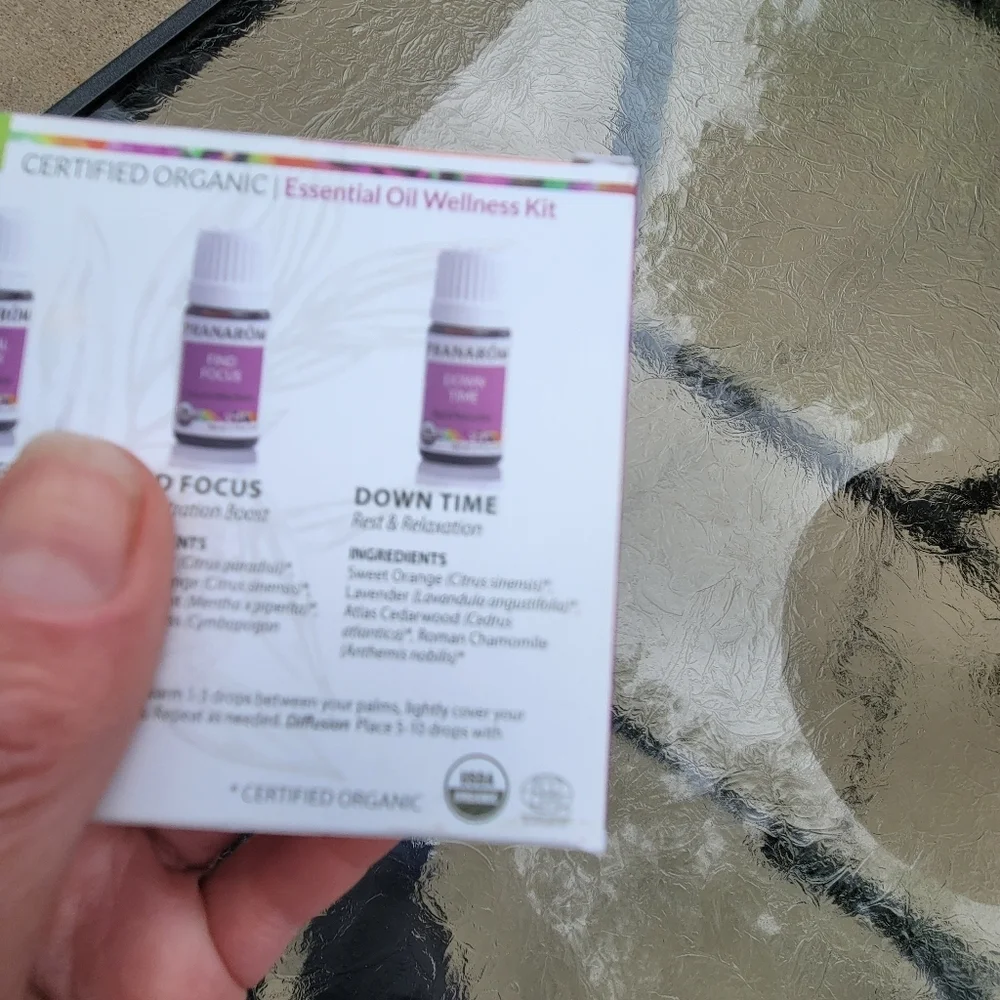 Pranarom Unplug Essential Oil Wellness Kit